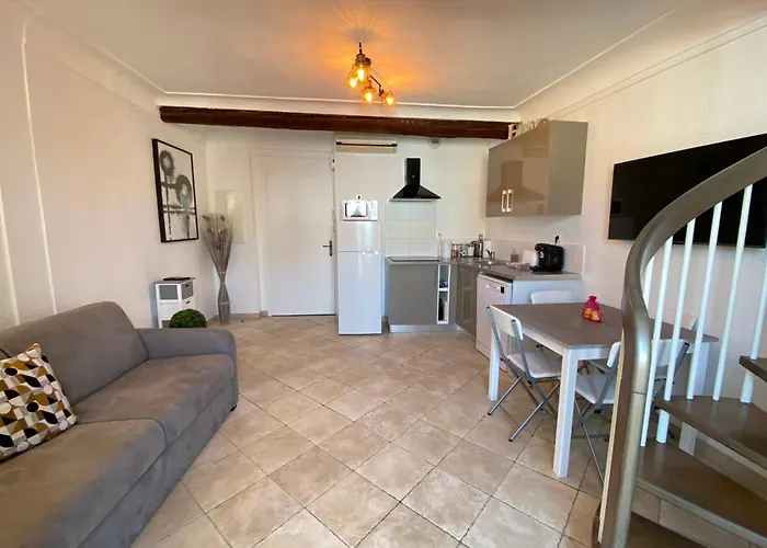 公寓 06bj - Beautiful Air-conditioned Duplex With Balcony *