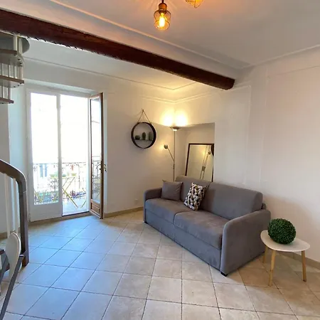 06bj - Beautiful Air-conditioned Duplex With Balcony * アンティーブ